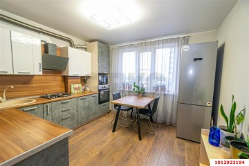 Фото №1: 2-комнатная квартира 70 м² - Яблоновский, мкр. жилой комплекс Солнечный, ул. Солнечная, 57к1