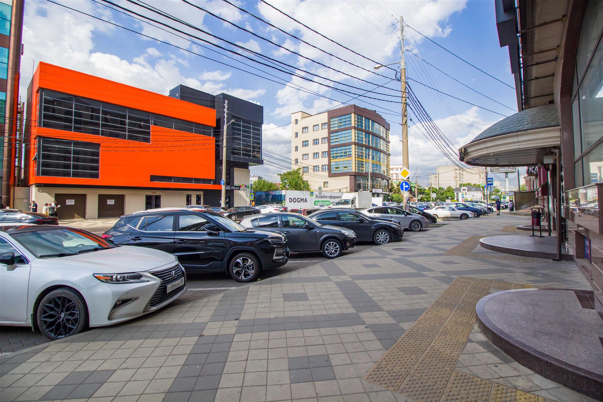 Фото №3: Коммерция 210 м² - Краснодар, мкр. Западный внутригородской округ, ул. Красных Партизан, 218