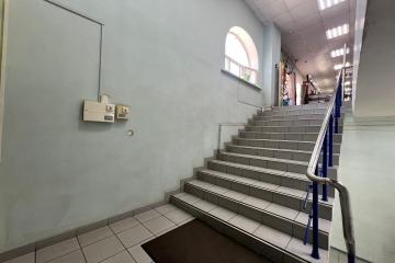 Фото №3: Коммерция 900 м² - Краснодар, мкр. Центральный, ул. Красноармейская, 62