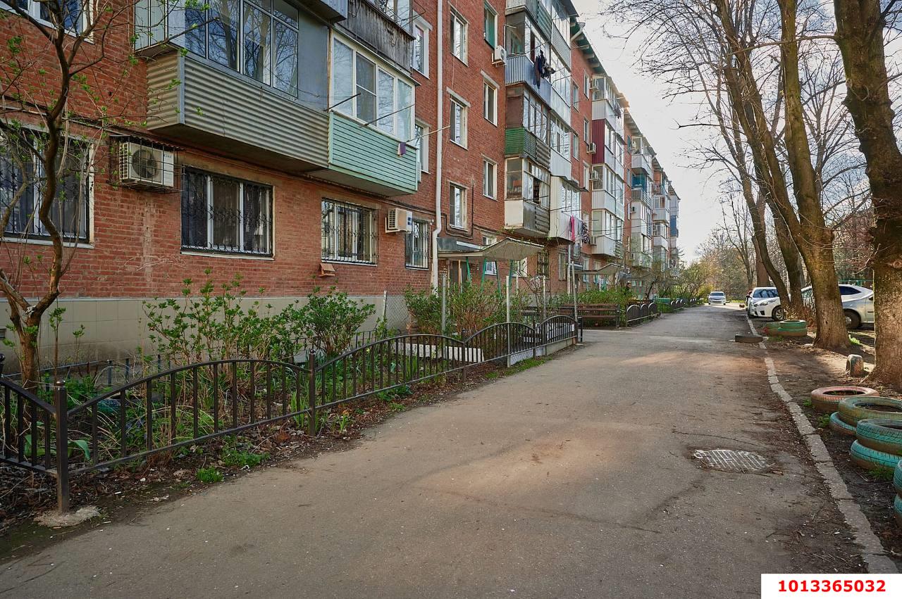 Фото №6: 1-комнатная квартира <span class="whitespace-nowrap">33 м²</span>, <span class="whitespace-nowrap">2/5 эт.</span> - Краснодар, Прикубанский внутригородской округ, мкр. Завод Измерительных Приборов, ул. Карякина, 14