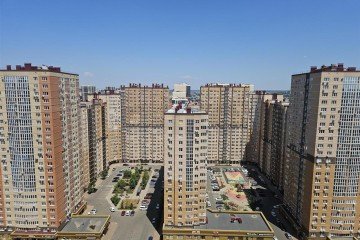 Фото №1: 1-комнатная квартира 46 м² - Краснодар, мкр. Губернский, ул. имени Героя Георгия Бочарникова, 12