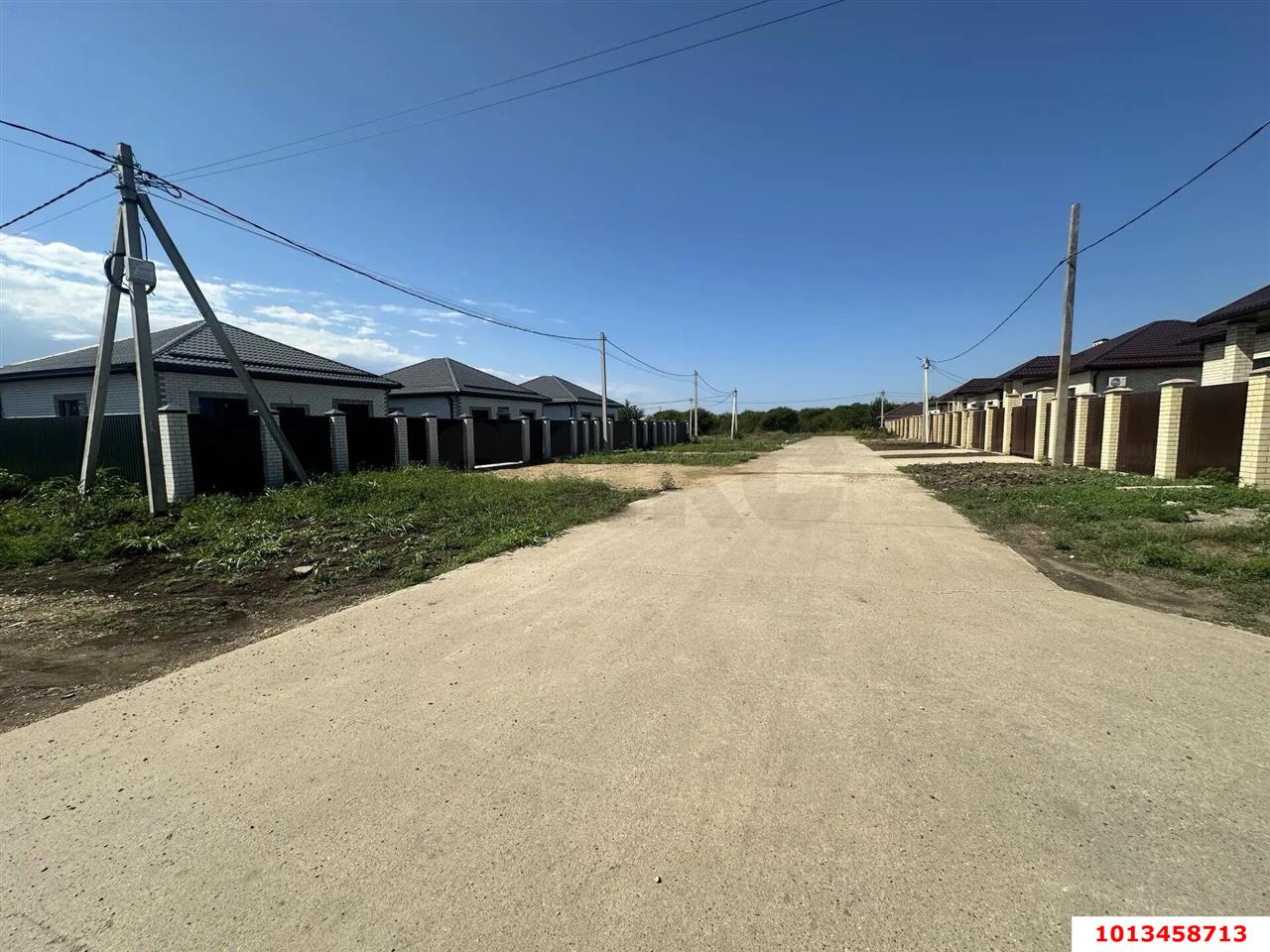 Фото №4: Земельный участок под ИЖС <span class="whitespace-nowrap">6 сот.</span> - Старокорсунская, Карасунский внутригородской округ, п. коттеджный  Усадьба Виктория, пр-д Владимирский
