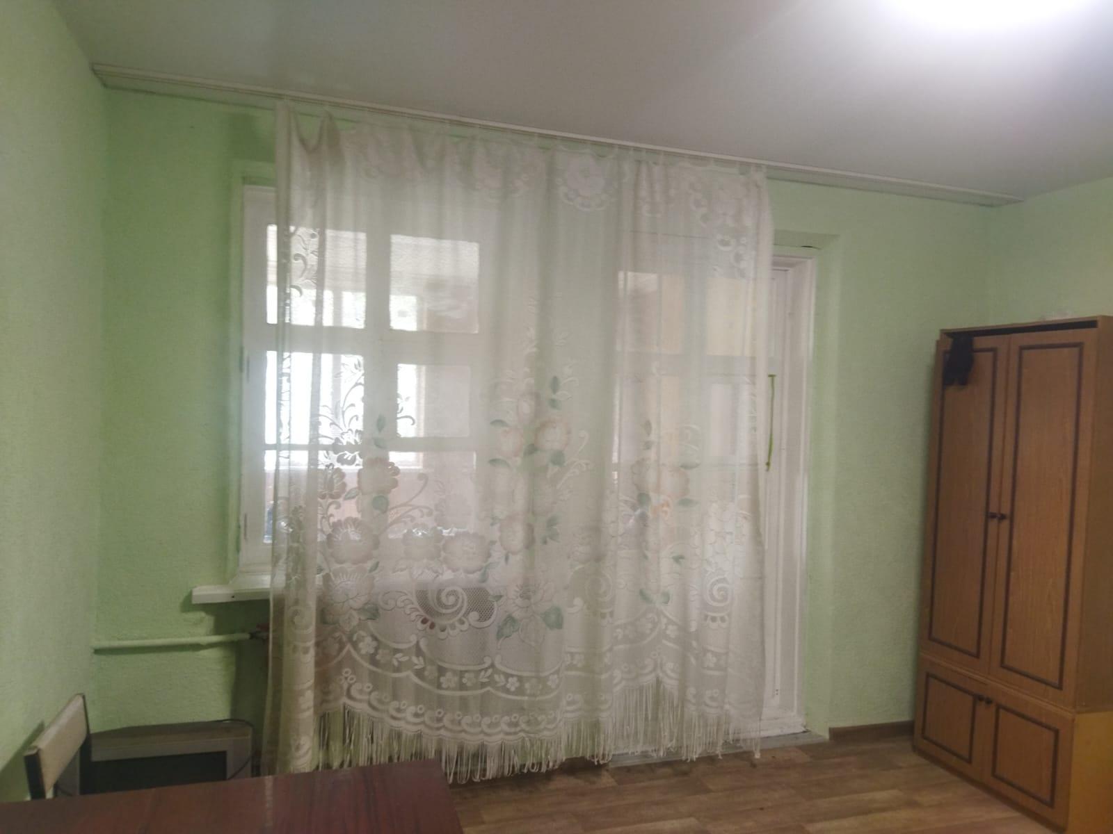 Фото №1: Комната 32 м² - Краснодар, Карасунский внутригородской округ, мкр. Камвольно-суконный Комбинат, ул. Онежская, 18