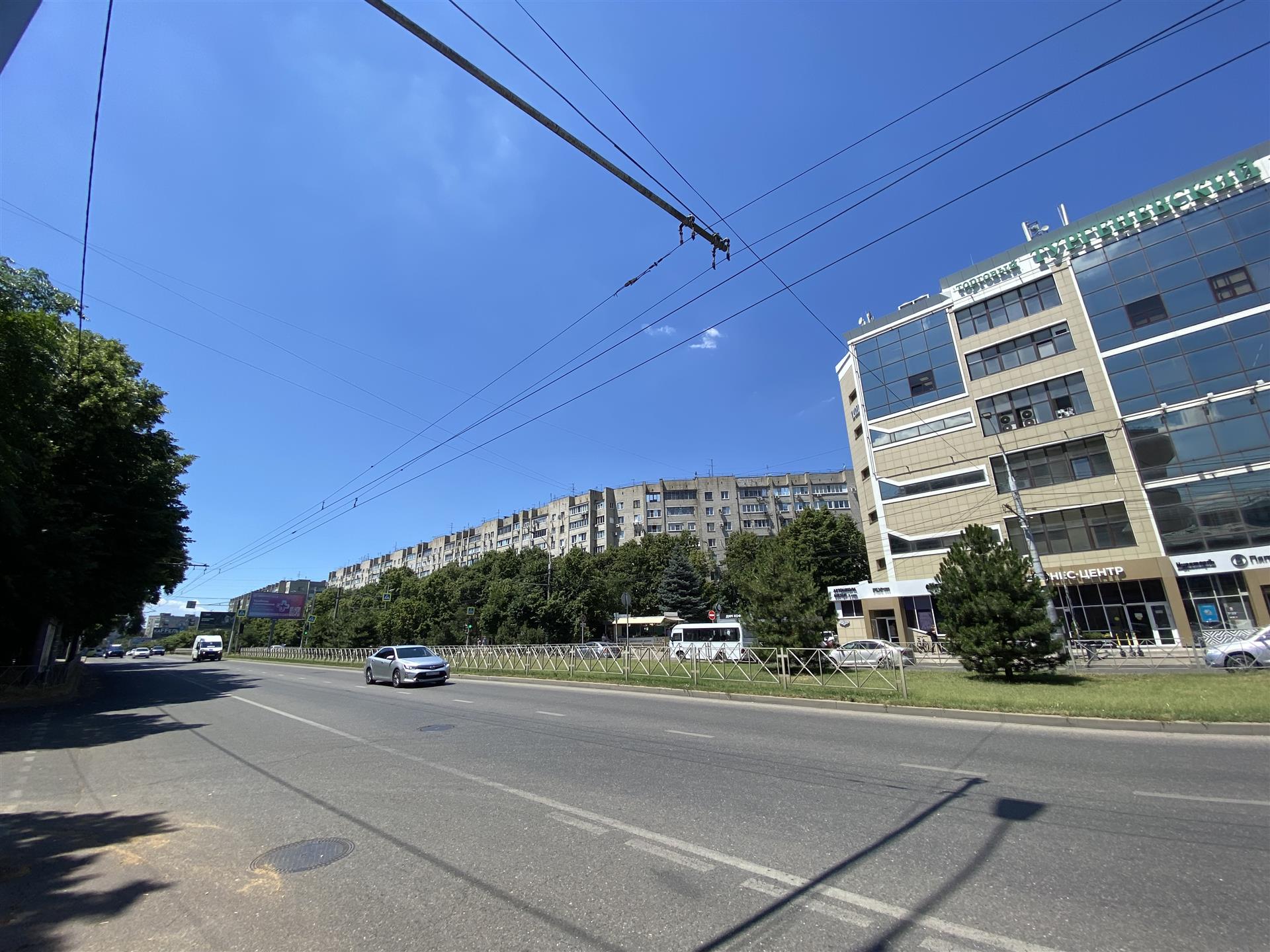 Фото №6: Коммерция 1014 м² - Краснодар, Фестивальный, мкр. Прикубанский внутригородской округ, ул. имени Тургенева, 189/6