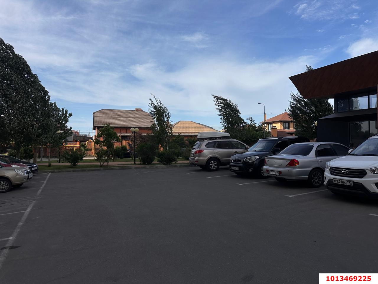 Фото №5: Торговое помещение 52 м² - Краснодар, жилой комплекс Лучший, аллея Григория Пономаренко