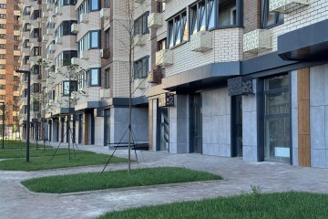 Фото №2: Торговое помещение 52 м² - Краснодар, мкр. жилой комплекс Лучший, 