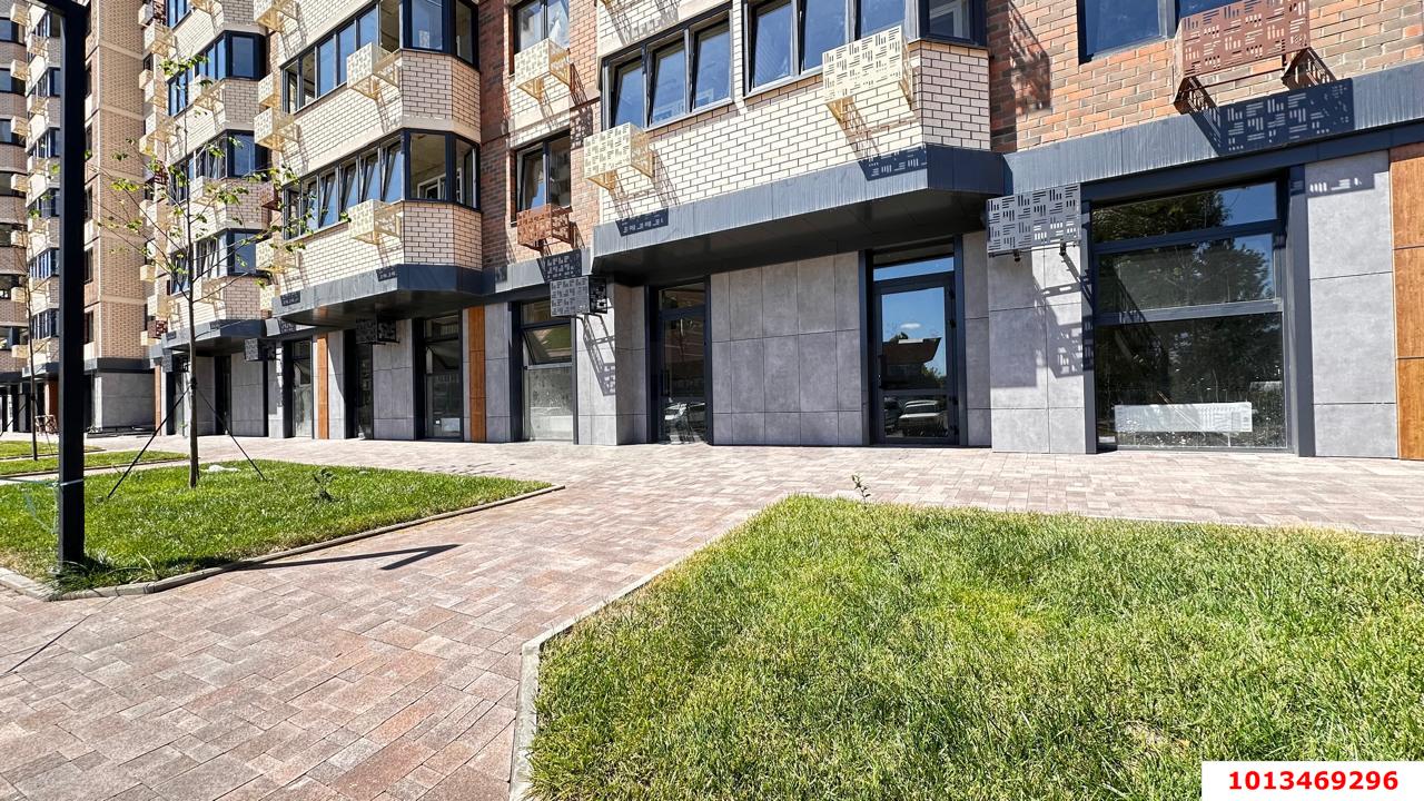 Фото №6: Торговое помещение 52 м² - Краснодар, жилой комплекс Лучший, 