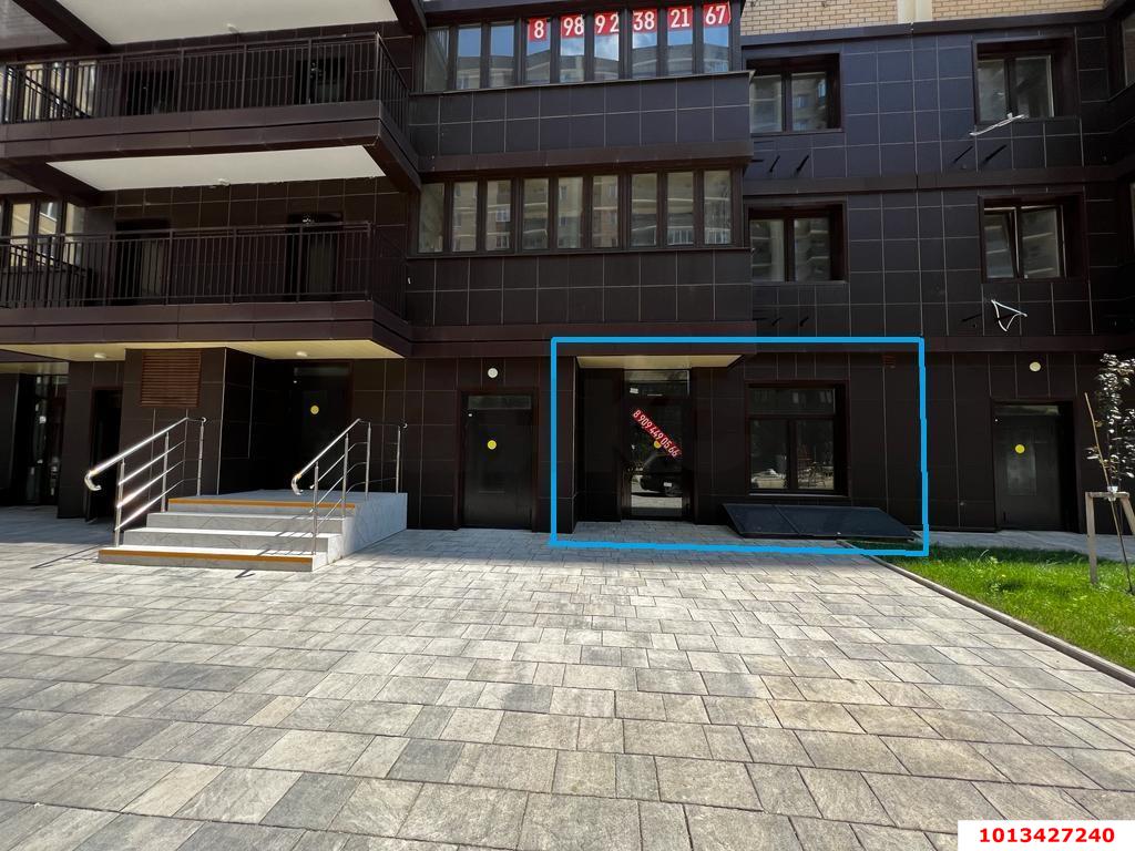 Фото №1: Коммерция 37 м² - Краснодар, Адлерский, Прикубанский внутригородской округ, мкр. жилой комплекс Ракурс, ул. имени Героя Ростовского, 8к1