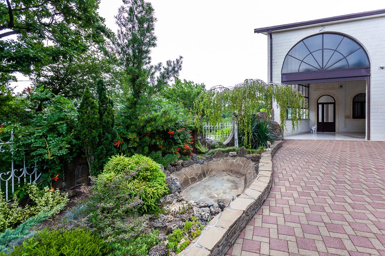 Фото №40: Дом 368 м² + 12.86 сот. - Кроянское, ул. Сочинское шоссе, 13