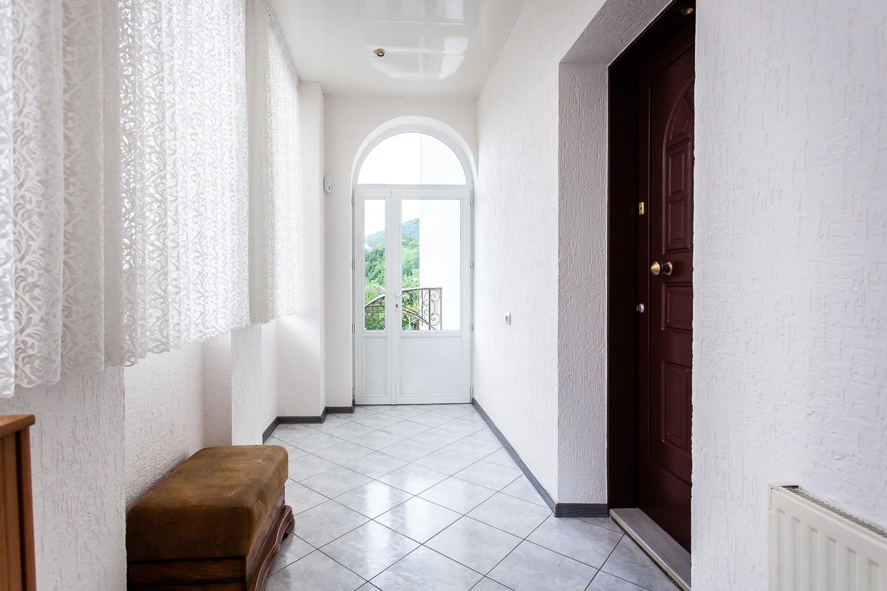 Фото №33: Дом 368 м² + 12.86 сот. - Кроянское, ул. Сочинское шоссе, 13