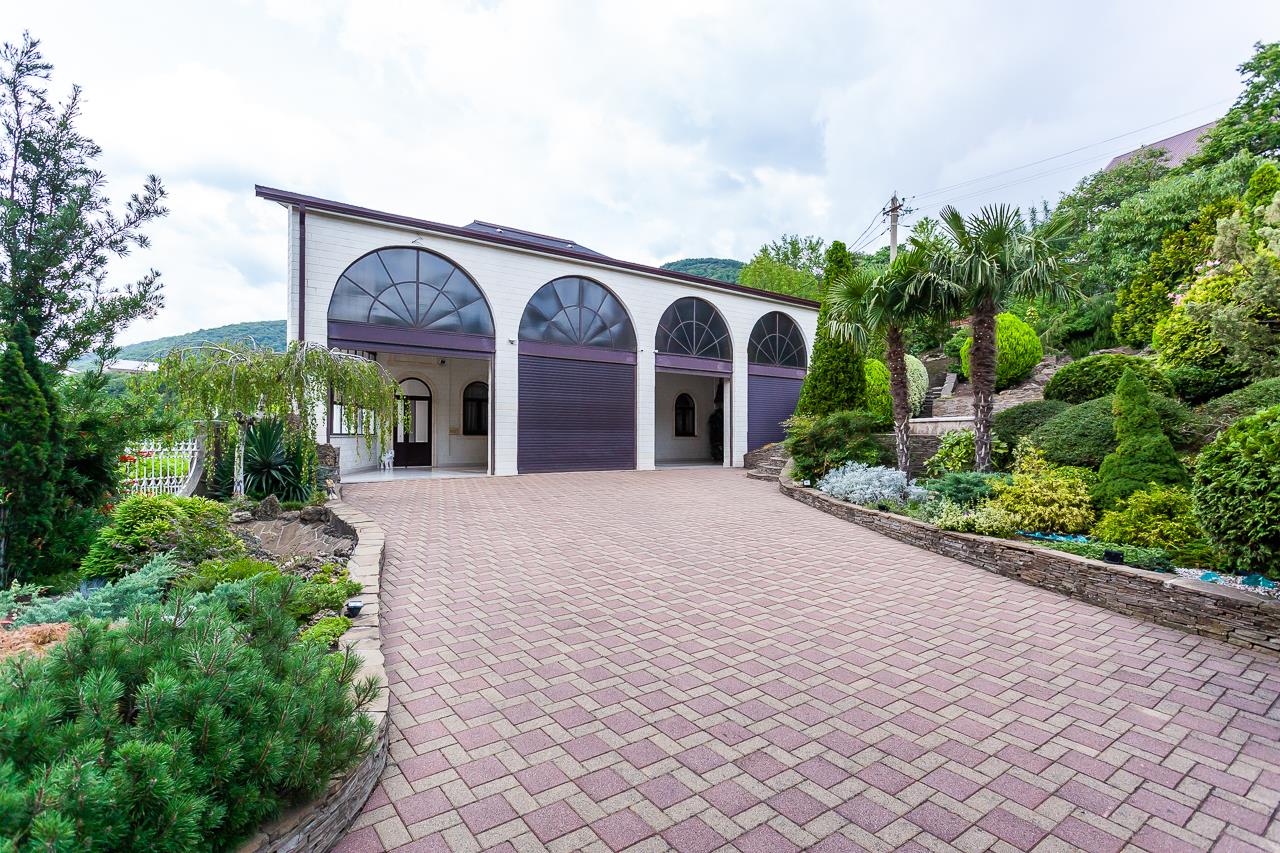 Фото №39: Дом 368 м² + 12.86 сот. - Кроянское, ул. Сочинское шоссе, 13