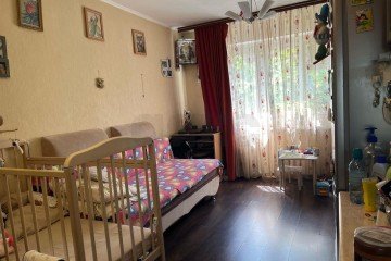 Фото №1: Комната 16 м² - Краснодар, мкр. Хлопчато-бумажный Комбинат, ул. Алтайская, 12