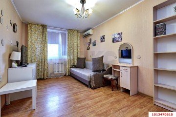 Фото №1: 1-комнатная квартира 35 м² - Краснодар, мкр. Юбилейный, ул. Думенко, 21