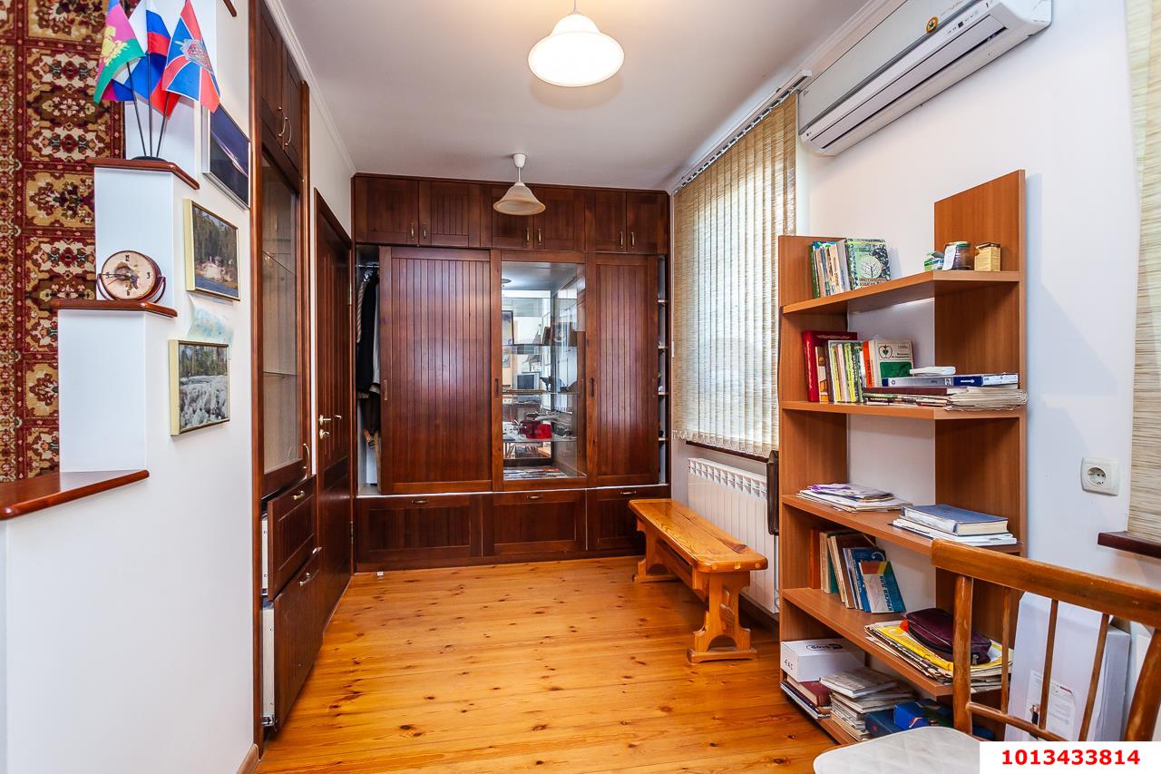 Фото №46: Дом 453 м² + 11.16 сот. - Краснодар, Прикубанский внутригородской округ, мкр. Северный, ул. Александра Берлизова, 38/1