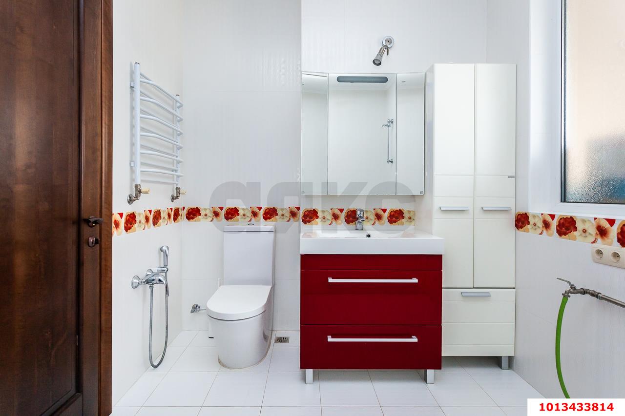 Фото №7: Дом 453 м² + 11.16 сот. - Краснодар, Прикубанский внутригородской округ, мкр. Северный, ул. Александра Берлизова, 38/1