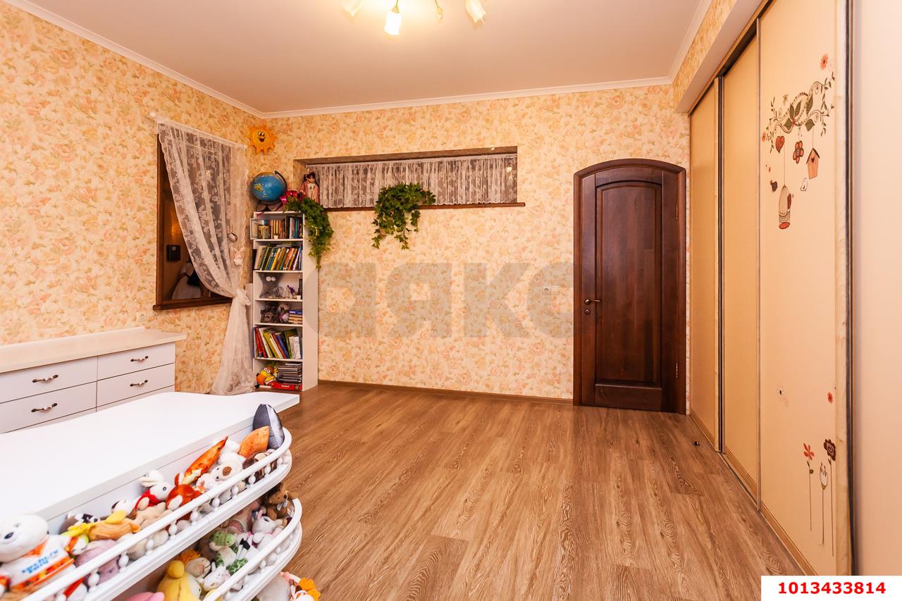 Фото №36: Дом 453 м² + 11.16 сот. - Краснодар, Прикубанский внутригородской округ, мкр. Северный, ул. Александра Берлизова, 38/1