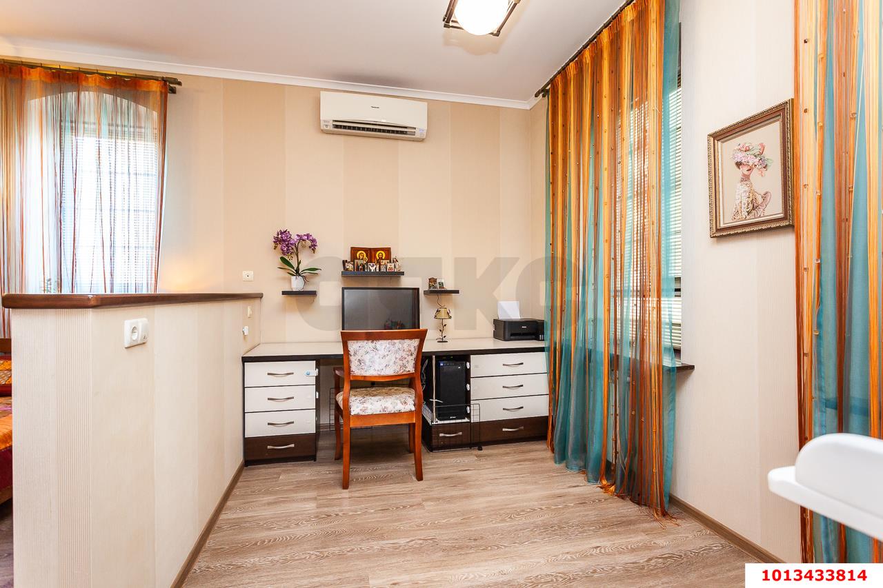 Фото №30: Дом 453 м² + 11.16 сот. - Краснодар, Прикубанский внутригородской округ, мкр. Северный, ул. Александра Берлизова, 38/1