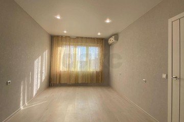Фото №1: 1-комнатная квартира 35 м² - Краснодар, мкр. Почтовый, пр-кт имени писателя Знаменского, 24
