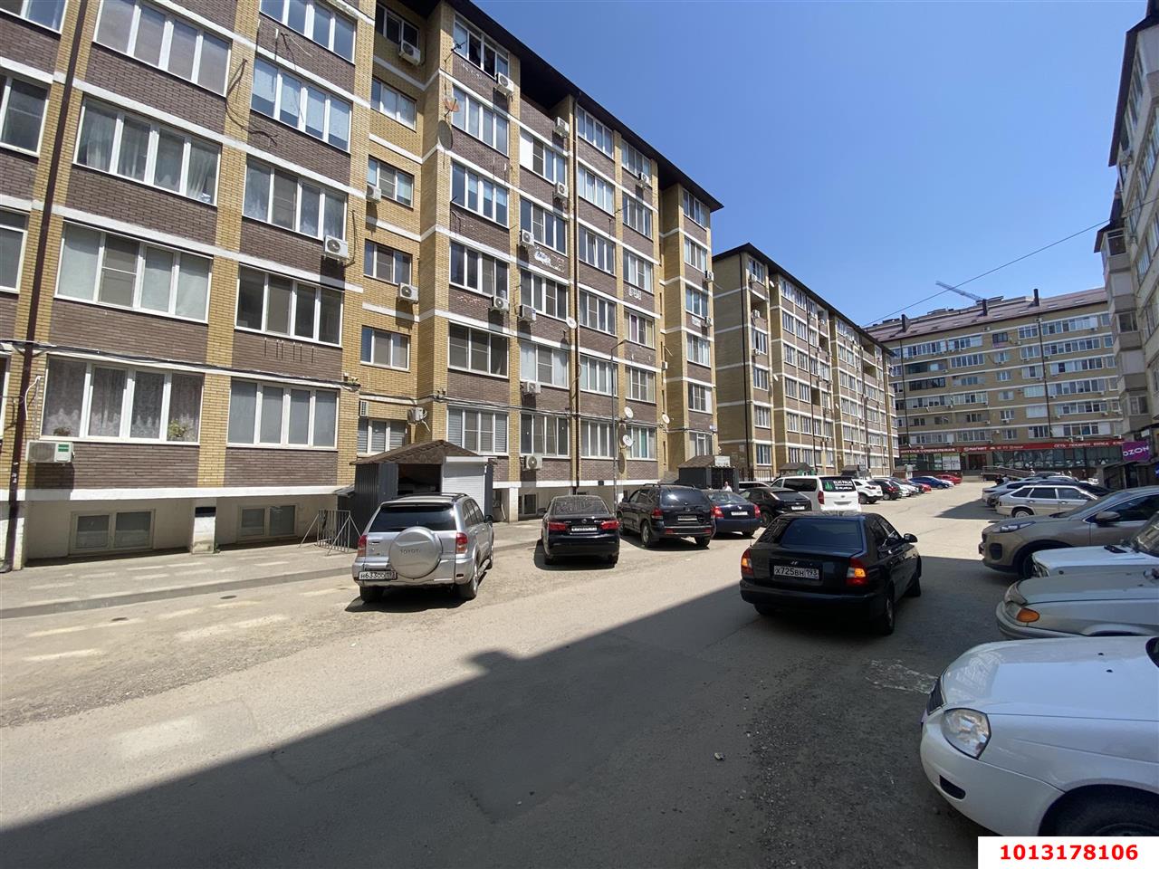 Фото №2: Торговое помещение 226 м² - Краснодар, Музыкальный, ул. имени Сергея Есенина, 94