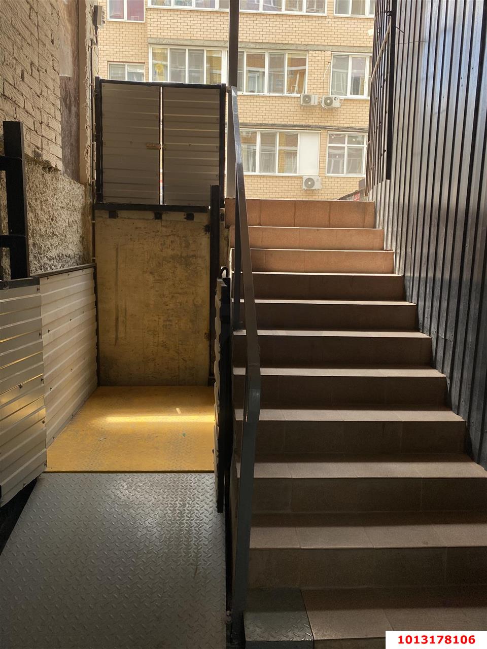 Фото №6: Торговое помещение 226 м² - Краснодар, Музыкальный, ул. имени Сергея Есенина, 94