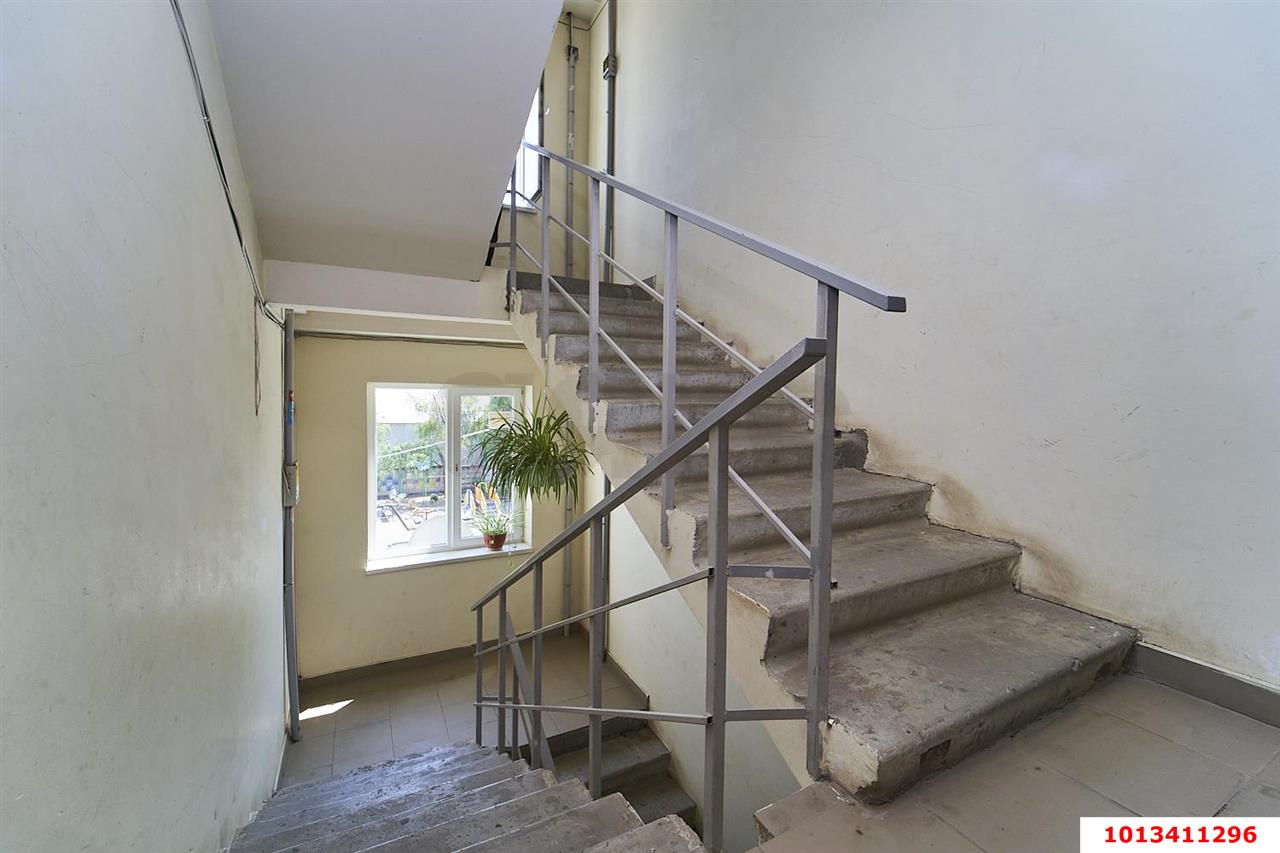 Фото №16: 1-комнатная квартира <span class="whitespace-nowrap">38 м²</span>, <span class="whitespace-nowrap">6/6 эт.</span> - Краснодар, Прикубанский внутригородской округ, Калинино, мкр. Завод Радиоизмерительных Приборов, пер. Гаражный, 12/4
