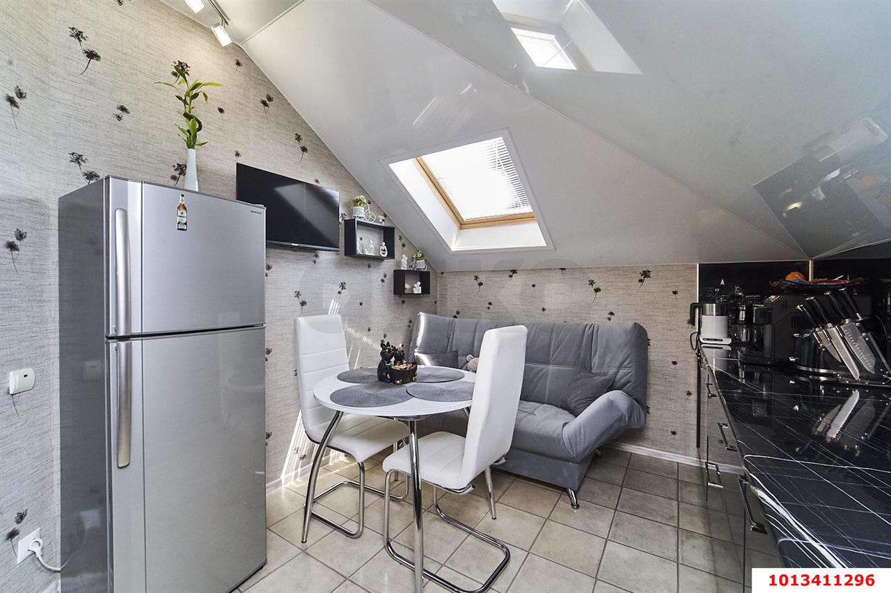 Фото №8: 1-комнатная квартира <span class="whitespace-nowrap">38 м²</span>, <span class="whitespace-nowrap">6/6 эт.</span> - Краснодар, Прикубанский внутригородской округ, Калинино, мкр. Завод Радиоизмерительных Приборов, пер. Гаражный, 12/4