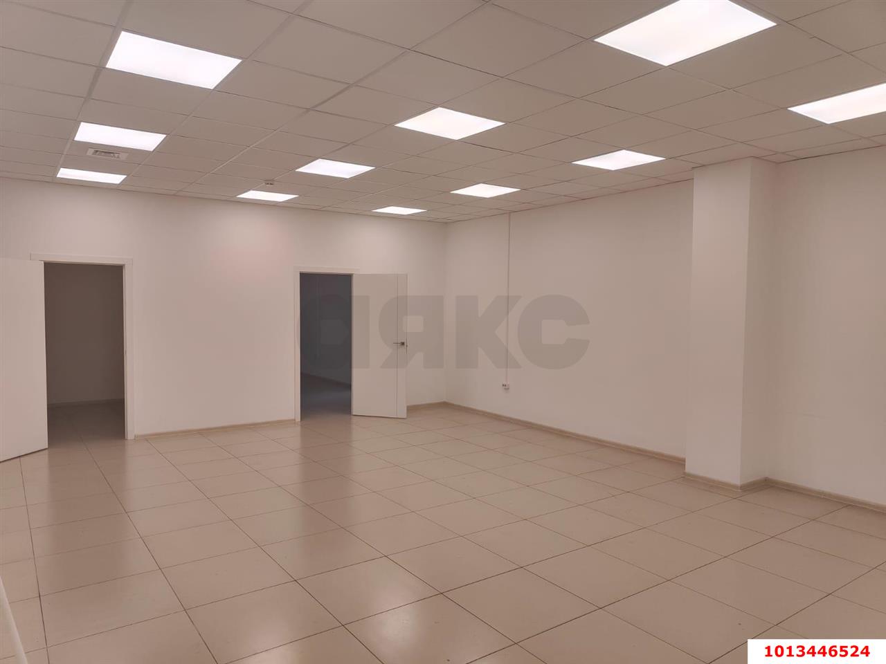 Фото №2: Офисное помещение 190 м² - Краснодар, Западный внутригородской округ, ул. Красных Партизан, 495