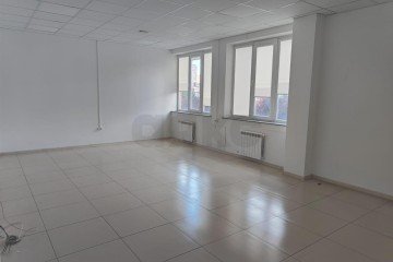 Фото №3: Офисное помещение 190 м² - Краснодар, мкр. Западный внутригородской округ, ул. Красных Партизан, 495