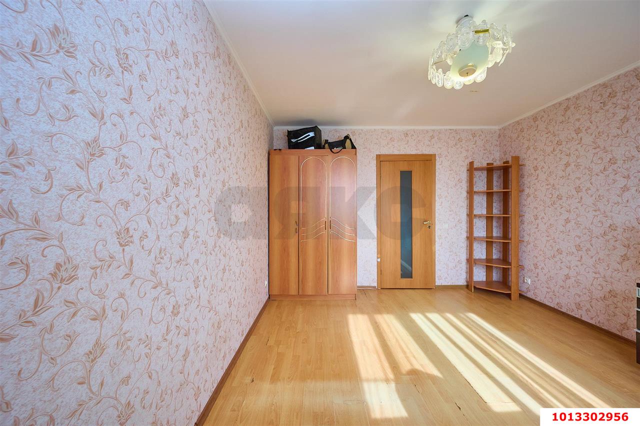 Фото №3: 2-комнатная квартира 55 м² - Краснодар, Военный городок № 1, ул. имени Калинина, 350/4