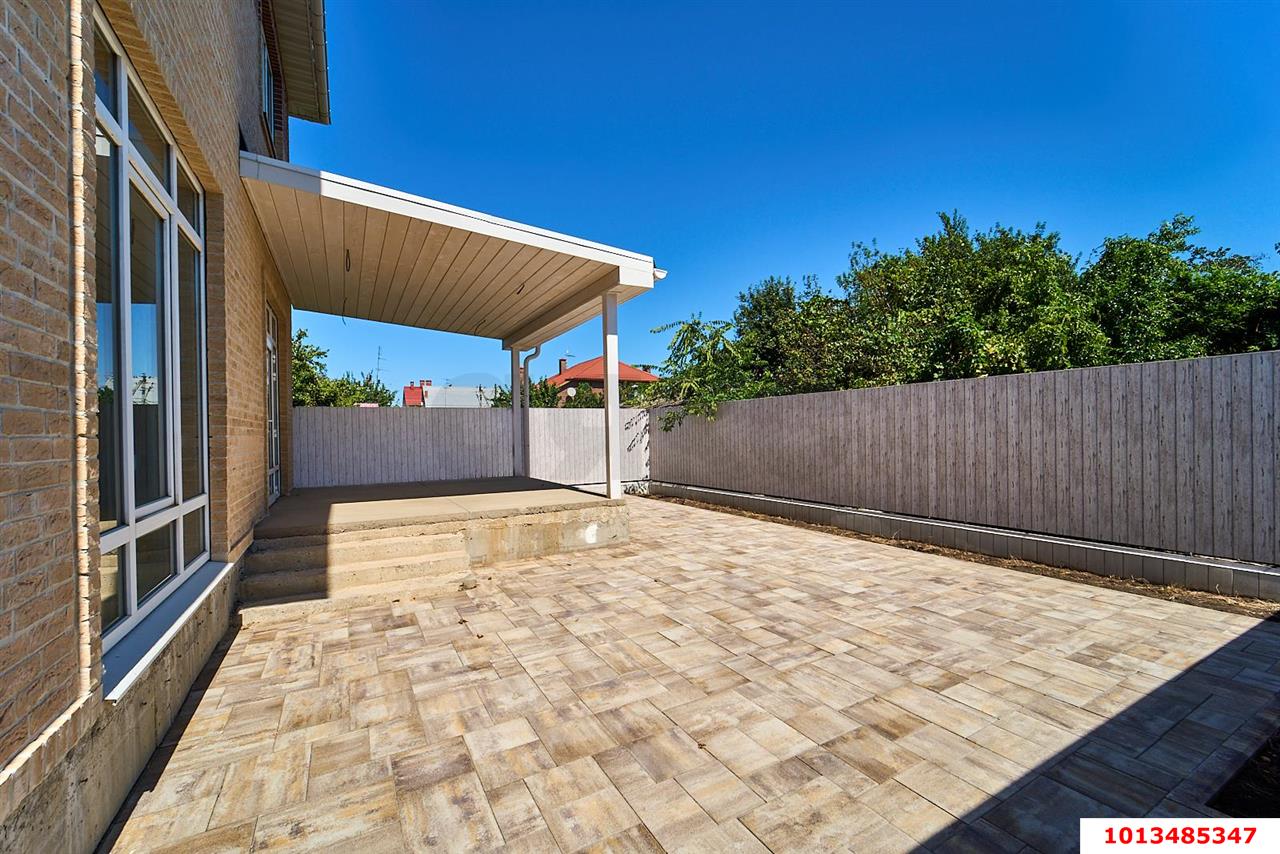 Фото №11: Дом 243 м² + 5.2 сот. - Краснодар, Центральный внутригородской округ, Западный внутригородской округ, мкр. Центральный, пр-д Краснодонский, 54