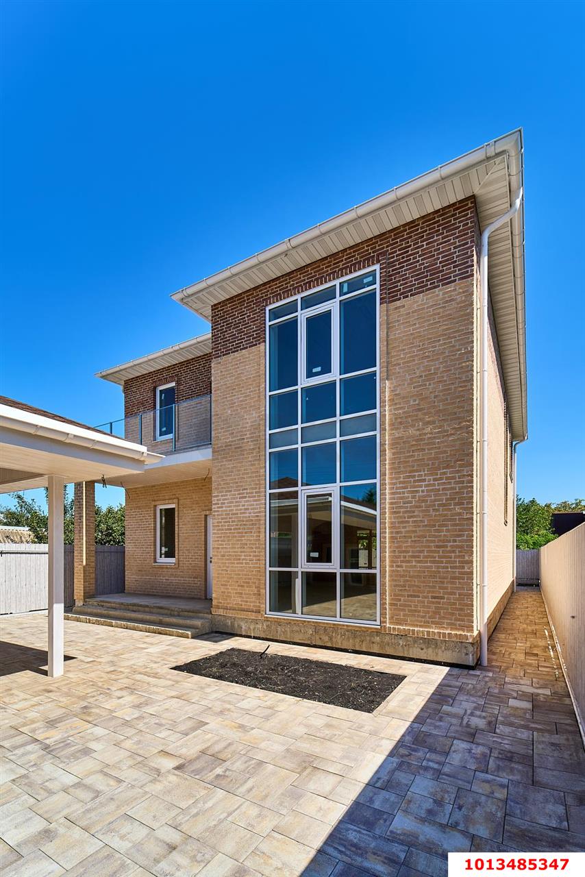 Фото №3: Дом 243 м² + 5.2 сот. - Краснодар, Центральный внутригородской округ, Западный внутригородской округ, мкр. Центральный, пр-д Краснодонский, 54