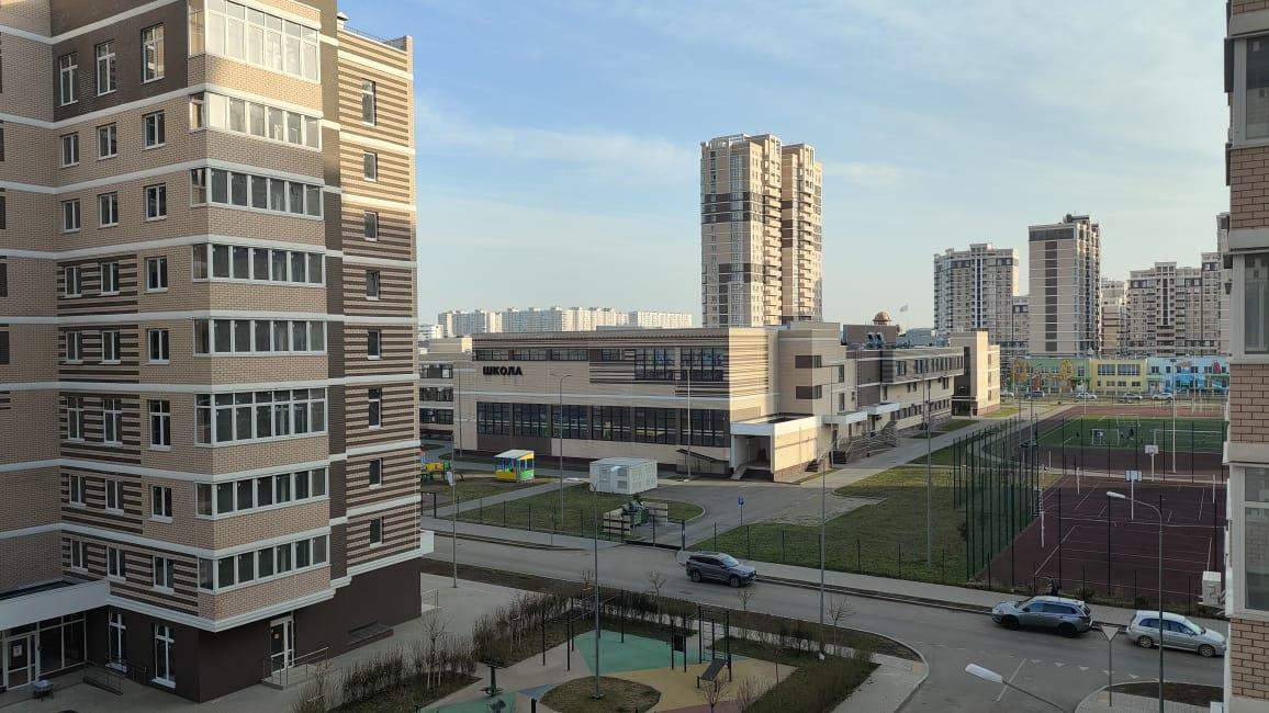 Фото №3: 1-комнатная квартира 37 м² - Краснодар, ЖК Красная Площадь, Прикубанский внутригородской округ, мкр. жилой комплекс Нeo-квартал Красная Площадь, ул. им. Мурата Ахеджака, 12