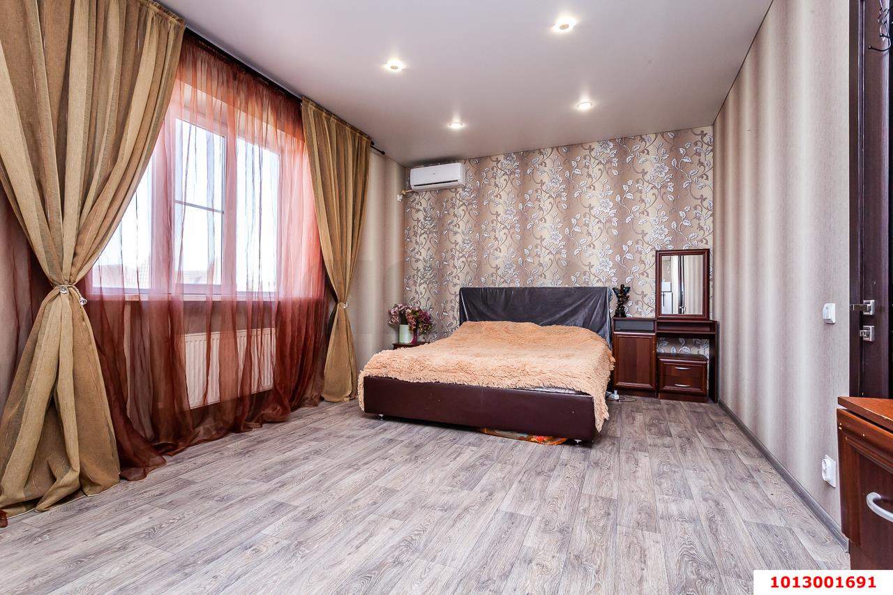 Фото №4: Дом 248 м² + 3 сот. - Краснодар, Прикубанский внутригородской округ, Завод Радиоизмерительных Приборов, п. Калинино, ул. Сергиевская, 43