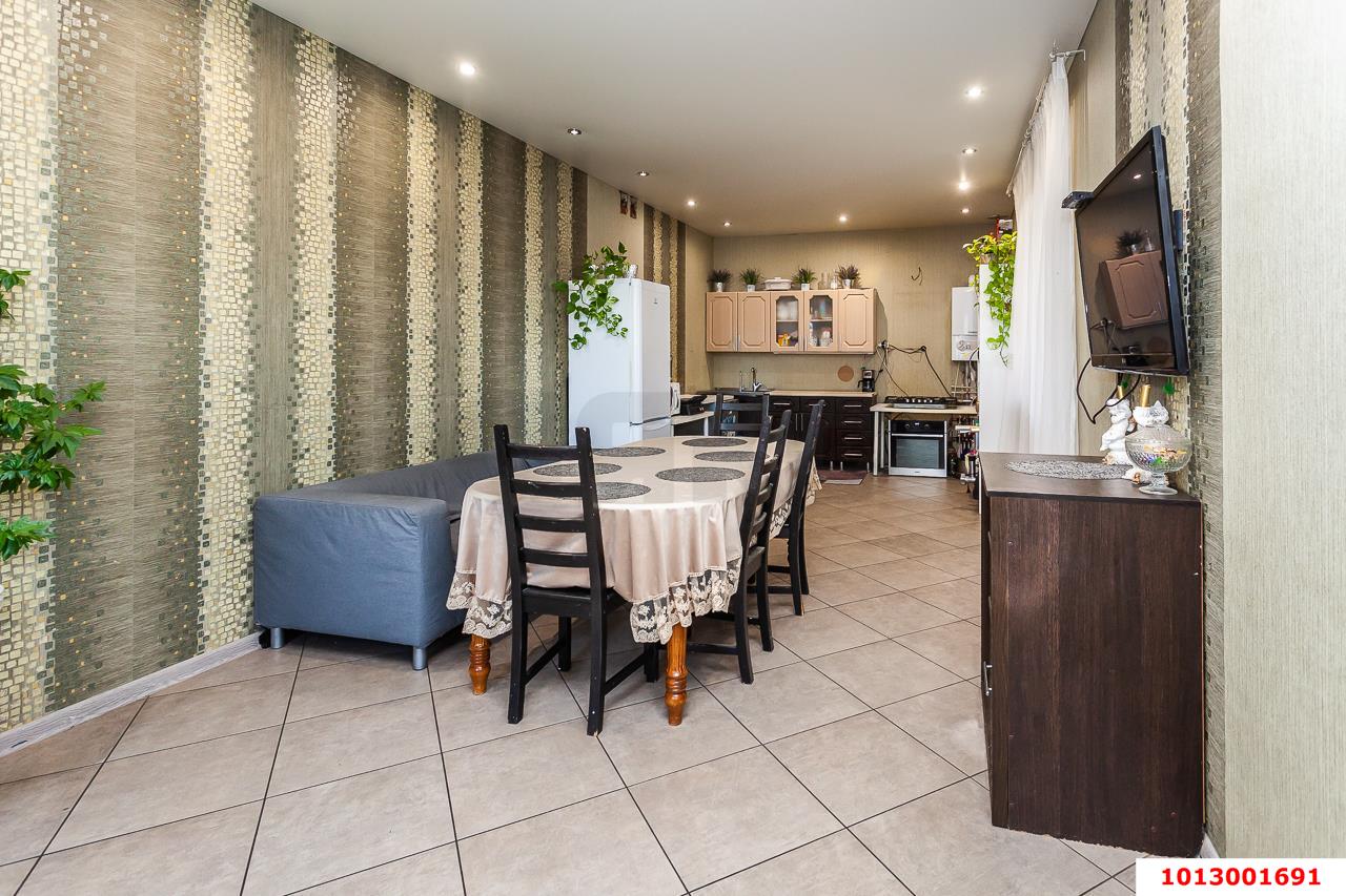 Фото №12: Дом 248 м² + 3 сот. - Краснодар, Прикубанский внутригородской округ, Завод Радиоизмерительных Приборов, п. Калинино, ул. Сергиевская, 43