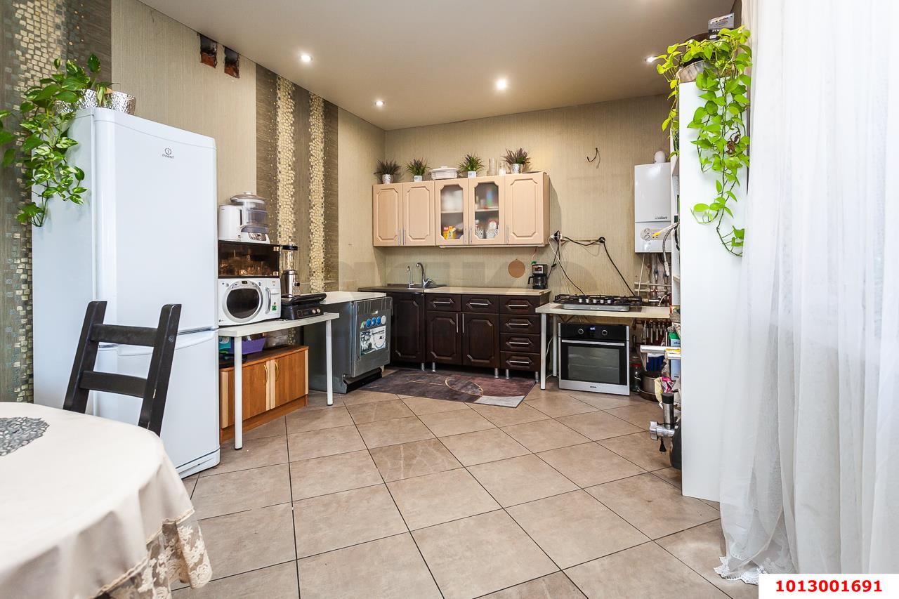 Фото №13: Дом 248 м² + 3 сот. - Краснодар, Прикубанский внутригородской округ, Завод Радиоизмерительных Приборов, п. Калинино, ул. Сергиевская, 43