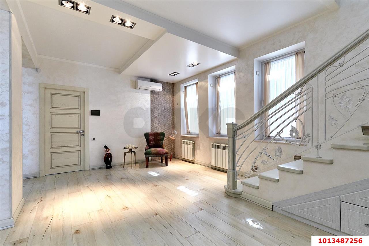 Фото №3: Дом 164 м² + 3.12 сот. - Краснодар, Прикубанский внутригородской округ, Завод Радиоизмерительных Приборов, мкр. Ростовское Шоссе, ул. Арбатская, 13