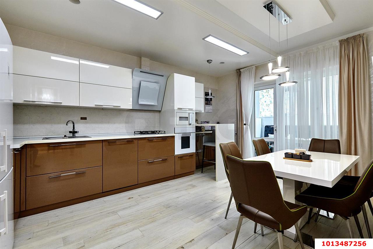 Фото №1: Дом 164 м² + 3.12 сот. - Краснодар, Прикубанский внутригородской округ, Завод Радиоизмерительных Приборов, мкр. Ростовское Шоссе, ул. Арбатская, 13