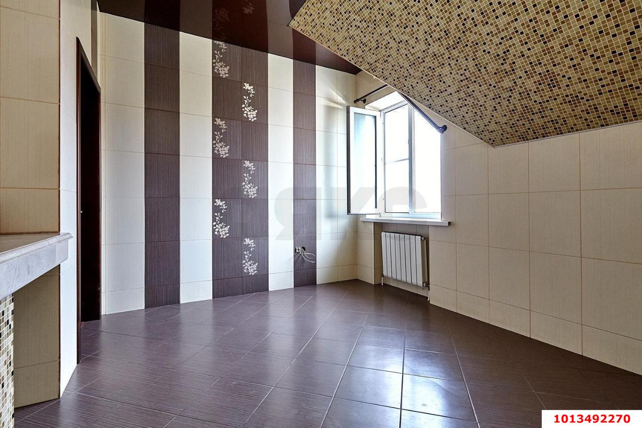 Фото №8: Дом 150 м² + 5.5 сот. - Краснодар, мкр. Прикубанский внутригородской округ, ул. Городская, 18