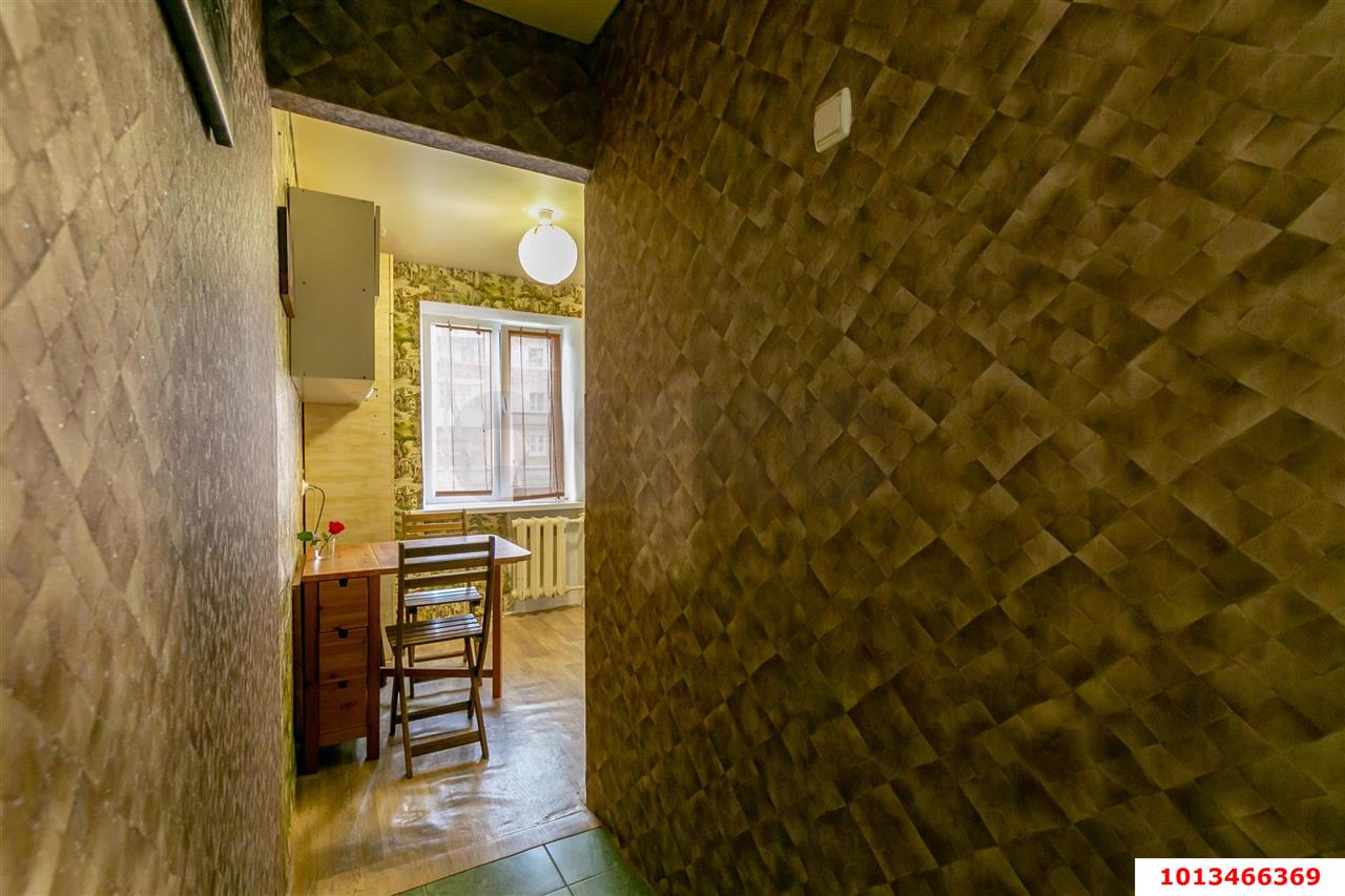 Фото №10: 3-комнатная квартира 56 м² - Краснодар, Центральный внутригородской округ, мкр. Завод Измерительных Приборов, ул. Курчатова, 6