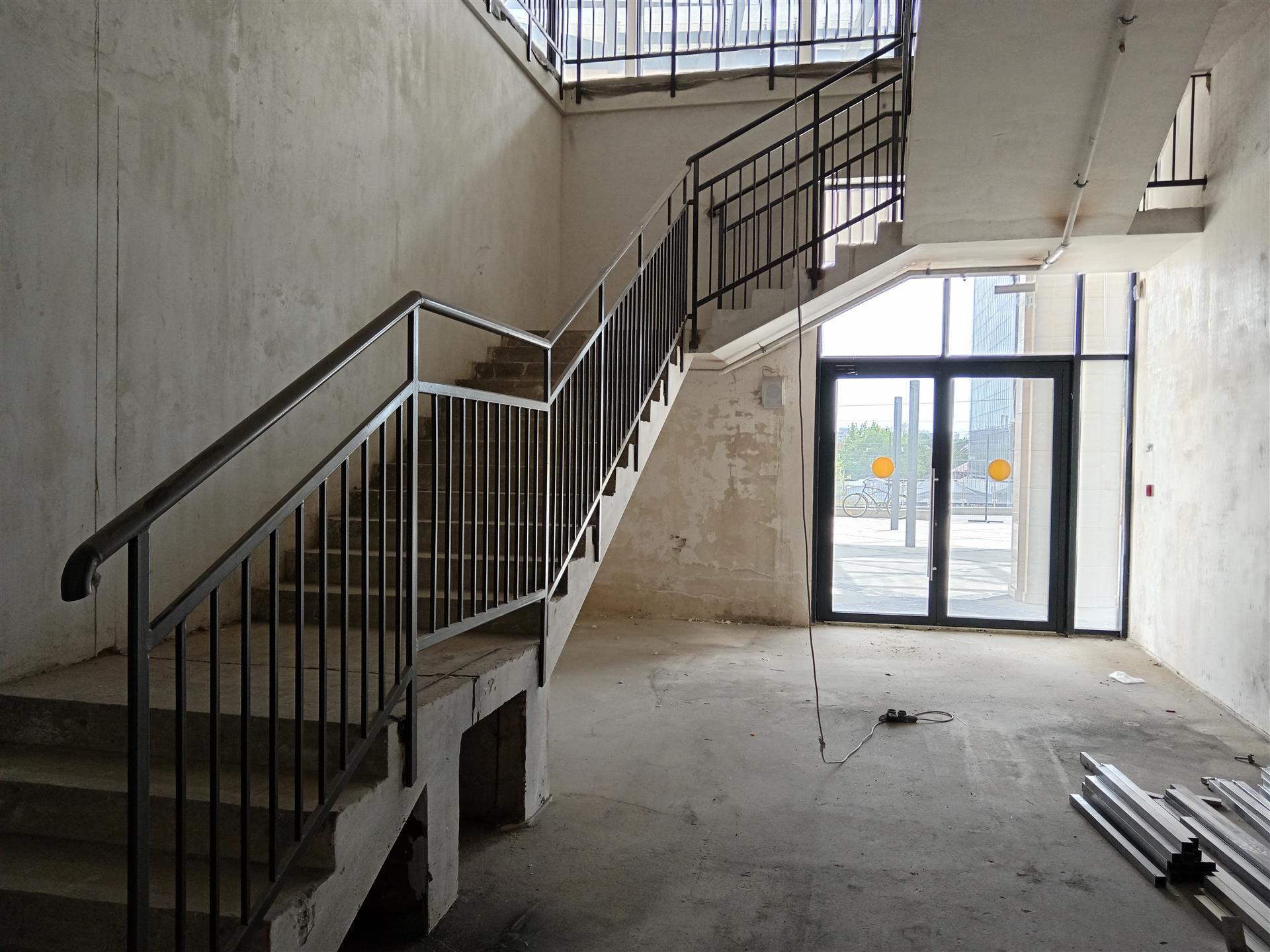 Фото №1: Коммерция 392 м² - Краснодар, ЖК Девелопмент Плаза, Завод Измерительных Приборов, Прикубанский внутригородской округ, мкр. жилой комплекс Девелопмент Плаза, ул. имени 40-летия Победы, 33Г