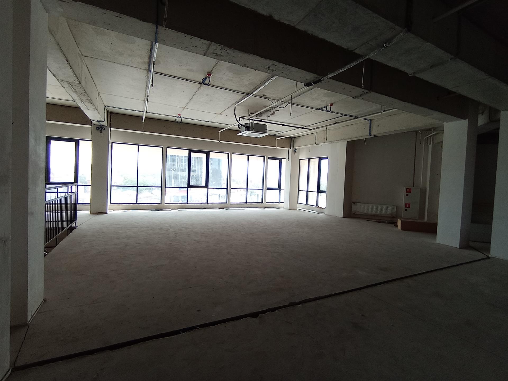 Фото №2: Коммерция 392 м² - Краснодар, ЖК Девелопмент Плаза, Завод Измерительных Приборов, Прикубанский внутригородской округ, мкр. жилой комплекс Девелопмент Плаза, ул. имени 40-летия Победы, 33Г