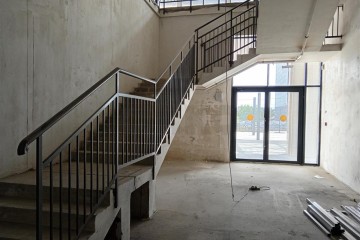 Фото №1: Торговое помещение 392 м² - Краснодар, мкр. жилой комплекс Девелопмент Плаза, ул. имени 40-летия Победы, 33Г