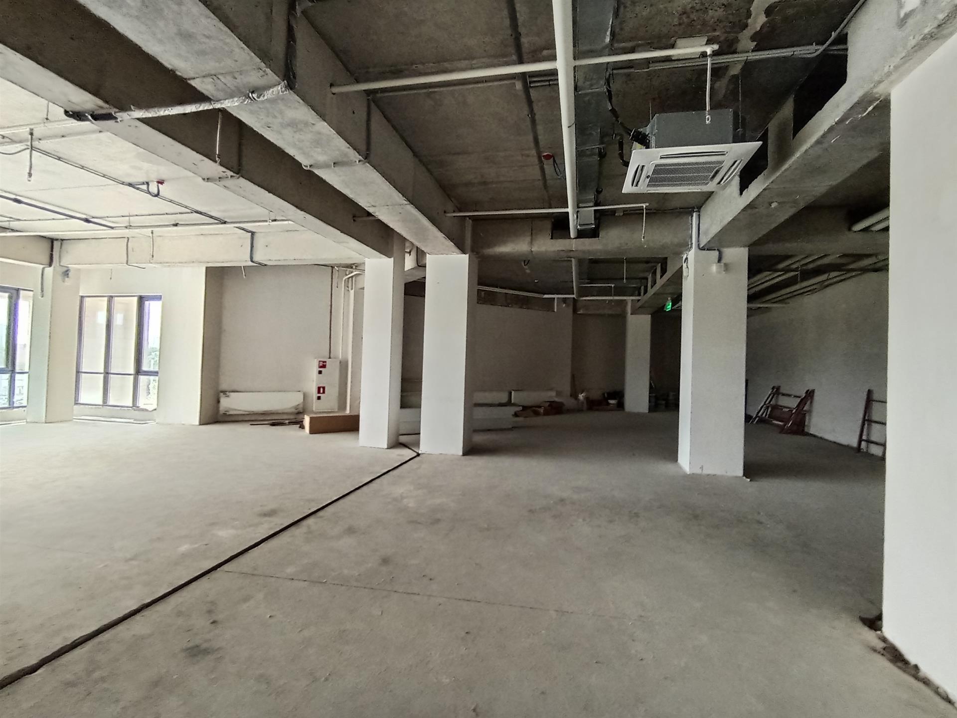 Фото №3: Коммерция 392 м² - Краснодар, ЖК Девелопмент Плаза, Завод Измерительных Приборов, Прикубанский внутригородской округ, мкр. жилой комплекс Девелопмент Плаза, ул. имени 40-летия Победы, 33Г