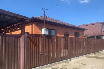 Фото №1: Дом 100 м² - Знаменский, мкр. СНТ Краснодарсельмаш-1, ул. Айвовая, 595