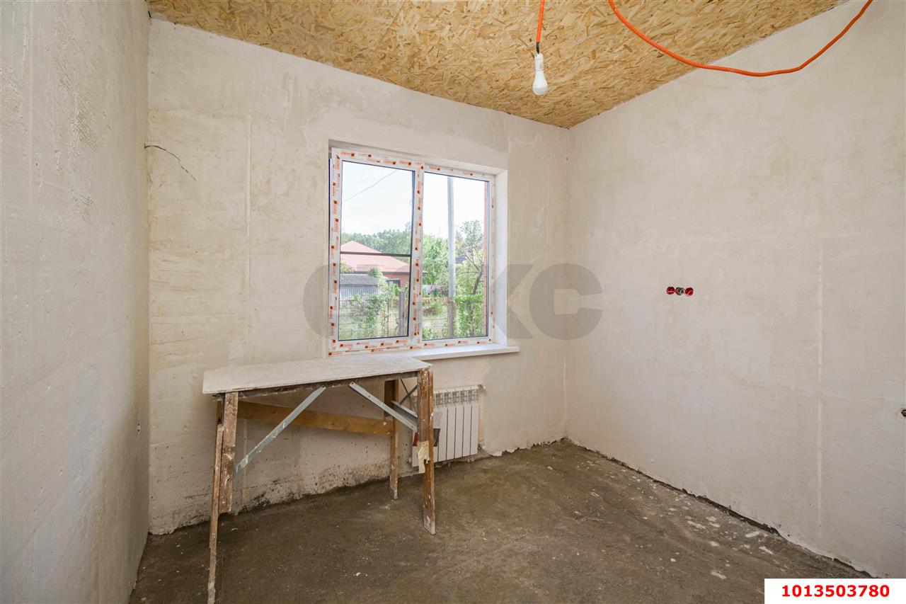 Фото №6: Дом 100 м² + 4 сот. - Знаменский, СНТ Краснодарсельмаш-1, ул. Айвовая, 595