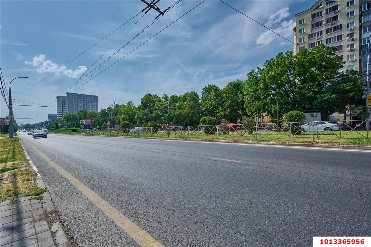 Фото №18: Торговое помещение 110 м² - Краснодар, 40 лет Победы, ул. имени 40-летия Победы, 56
