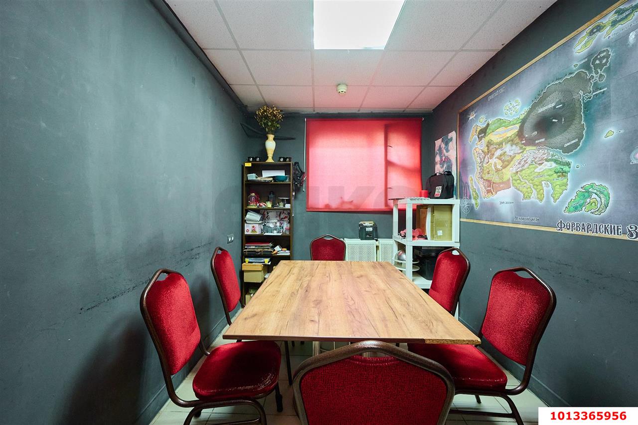 Фото №6: Торговое помещение 110 м² - Краснодар, 40 лет Победы, ул. имени 40-летия Победы, 56