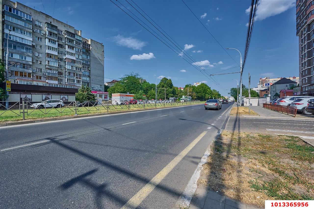 Фото №18: Торговое помещение 110 м² - Краснодар, 40 лет Победы, ул. имени 40-летия Победы, 56