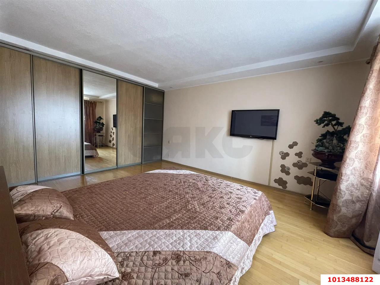 Фото №2: 2-комнатная квартира <span class="whitespace-nowrap">60 м²</span>, <span class="whitespace-nowrap">8/10 эт.</span> - Краснодар, Прикубанский внутригородской округ, Круглик, мкр. Школьный, ул. Школьная, 11/1