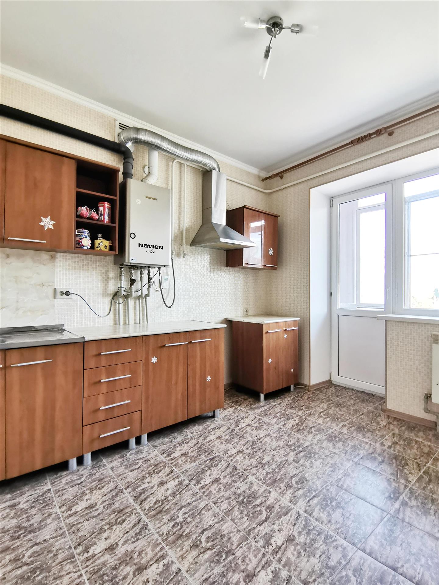 Фото №1: 1-комнатная квартира 38 м² - Краснодар, Прикубанский внутригородской округ, Завод Радиоизмерительных Приборов, п. Калинино, ул. Вологодская, 26